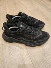 adidas OZWEEGO Black Suede