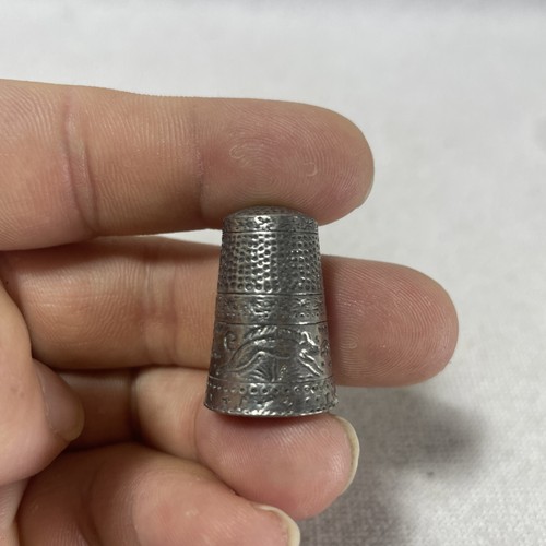Pewter thimble hunting - pewter,