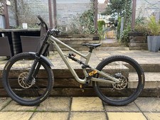 Specialized Status DH 2025