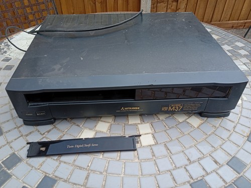 Mitsubishi m37 vhs video - mitsubishi,