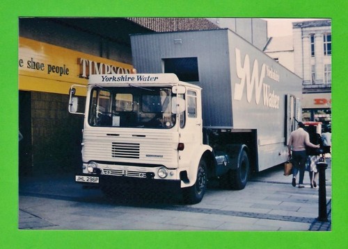 Truck photo 1984 yorkshire - truck,