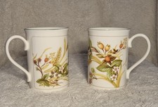Lovely pair of Siltone Pottery Mugs - Fine Bone China - Made in England - Floral