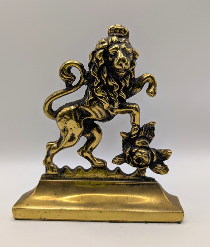 Vintage metal lion rose - metal,