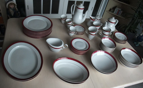 Fine china porcelain - fine,