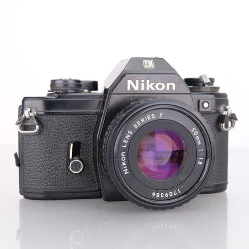 Nikon 35mm slr film camera - 35mm,