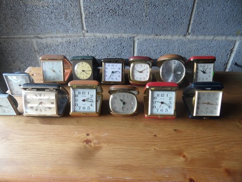 Vintage travel alarm - x,