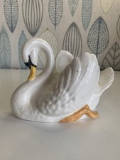 Sylvac Swan 7" Vintage Plant