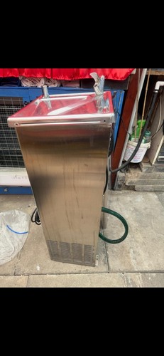 Chilled water fountain - chilled,