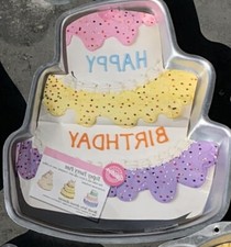 2004 Wilton Topsy Turvy Cake