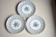 ROYAL VICTORIA ROSE BOUQUET