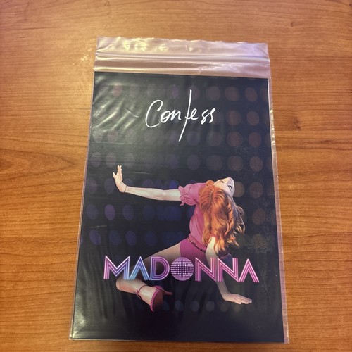 Madonna a y nightclub - /,