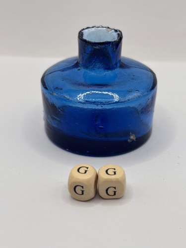 Old blue glass inkwell - ,, ink
