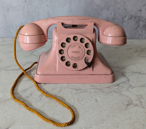 Pink rotary toy - rotary, telephone