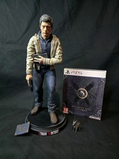 Resident Evil Village Ethan Winters Statue 1/6