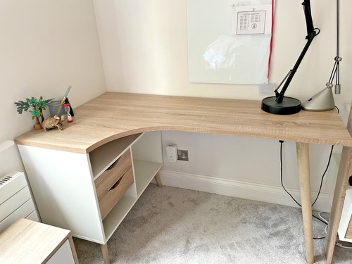 Vonhaus shaped computer desk - vonhaus,