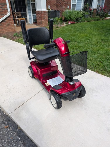 Golden companion mobility - golden,