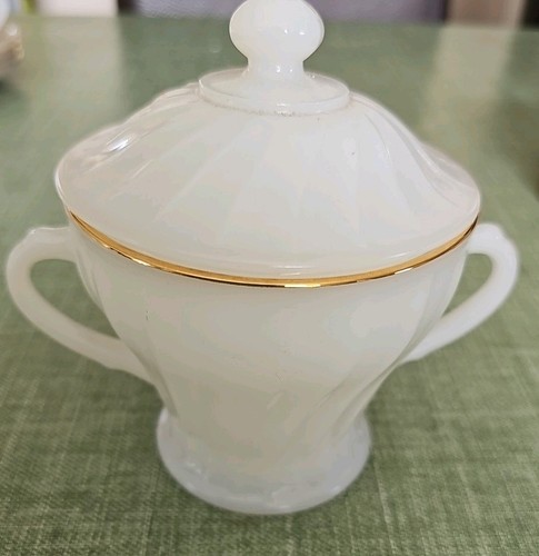 Anchor hocking vintage white - anchor,