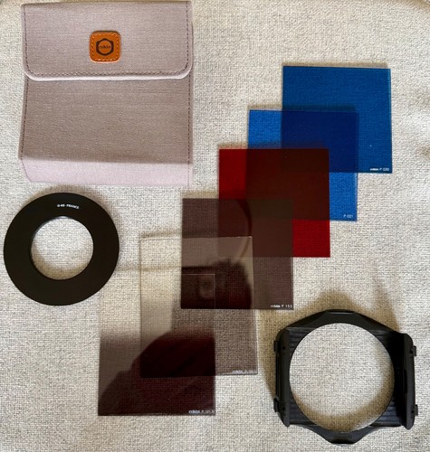 Cokin filter set - filter, case