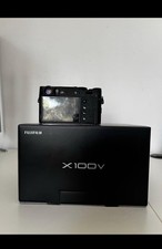 Fujifilm Fuji X100V Camera