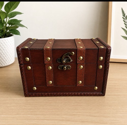 Woden jewellery box - woden,