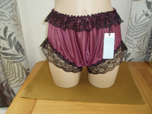 Sissy smooth slippy nylon - smooth,