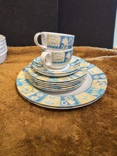 Bundle Johnson Bros England Tulip Pattern Plates Cups And Saucers 