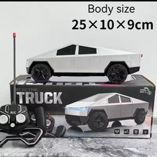 1/14 Scale NEW! trcuk RC Remote  Control Car Gift with Retail Box UK