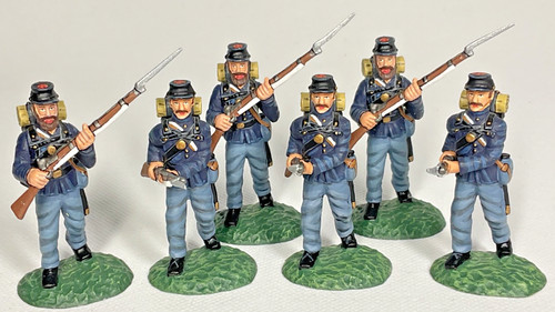 Frontline figures 20th maine - -,