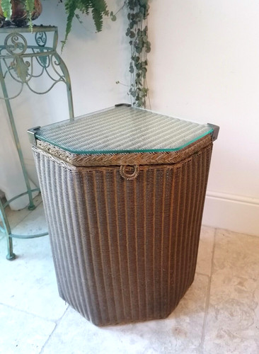 Vintage lloyd loom corner - lloyd,