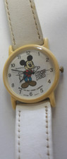 Vintage Apollo Disney Collection Mickey Mouse Quartz Watch 1987 UNTESTED (BRY)