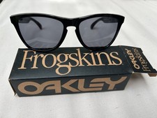 Oakley Frogskins Sunglasses