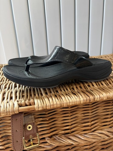 Clarks wave walk comfort flip