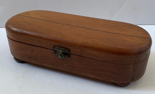 Vintage wooden box jewellery - wooden,