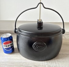 1.5 gallon Romany Gypsy Cast Iron Cooking Pot & tin Lid with handle 
