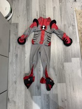 Ben 10 Kids Red Alien Dressing Up/Halloween Costume Age 3-5 Years Rare