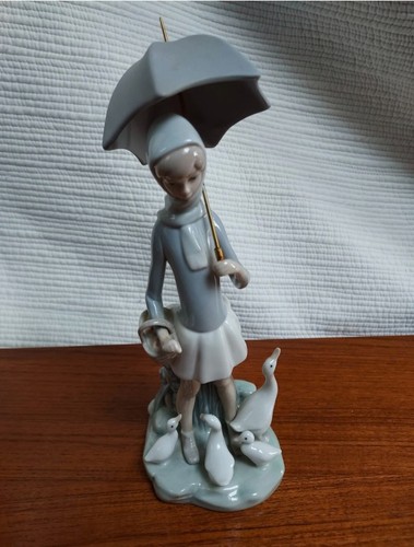 Lladro girl with ducks - lladro, &
