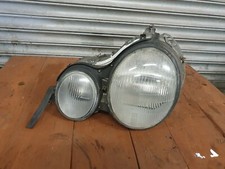 MERCEDES E320 W210 NEARSIDE FRONT HEADLIGHT 97-03 