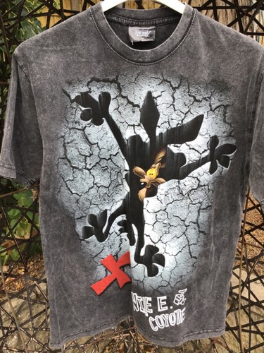 Wile coyote cartoon tshirt - wile,