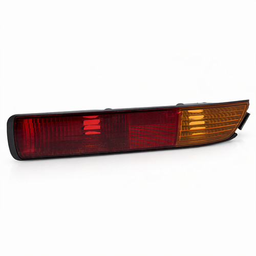 Damaged rear right bumper - damaged,