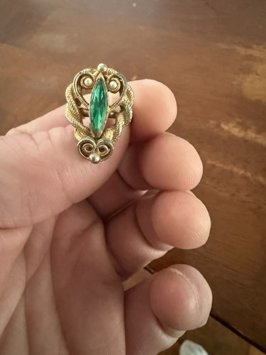 Victorian style glass ring - glass,
