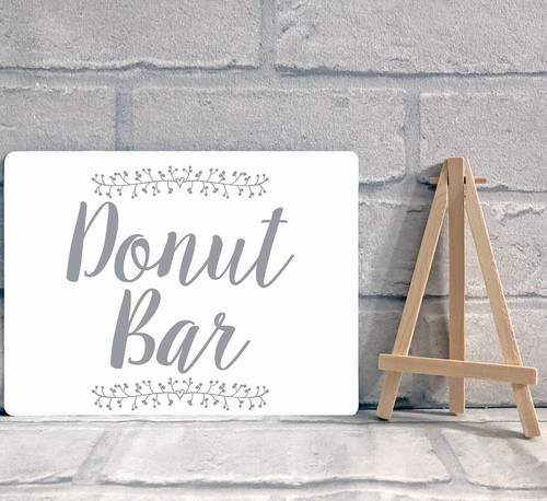 Donut bar wall - bar,
