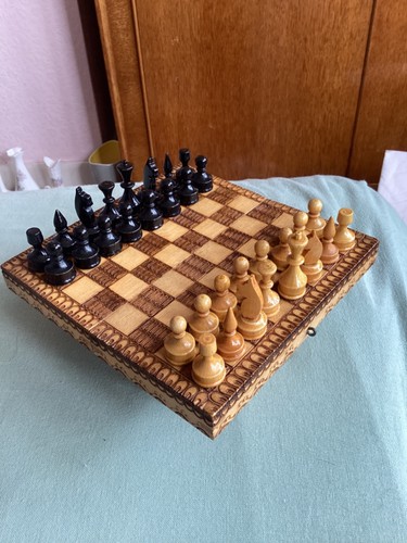 Small travelling wooden chess - small,
