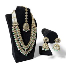 Luxurious Kundan Brass