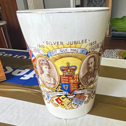 Palissy ceramic silver jubilee - palissy,