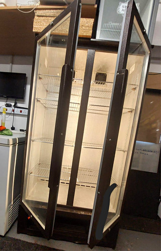 Freestanding section double - section,