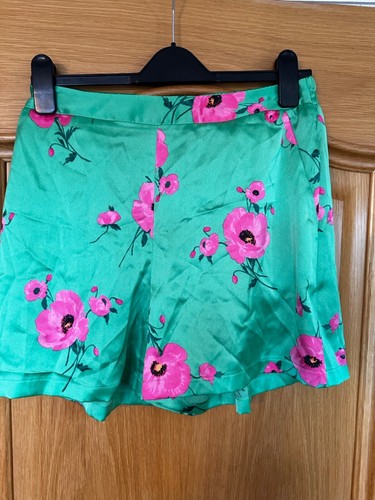 Satin shorts green - and, pink