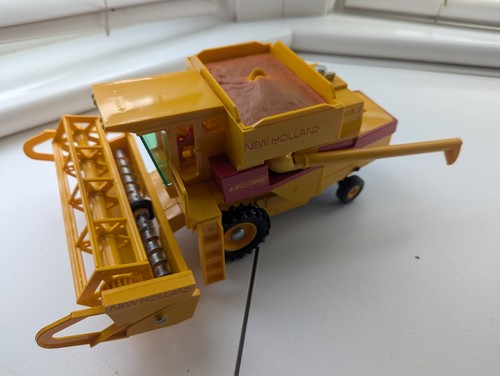 Britains 9575 new holland - britains,