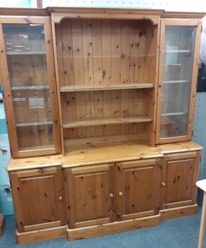 Lovely ducal pine - ducal, country