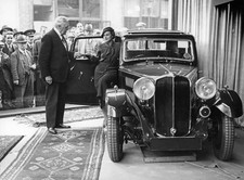 Gordon Selfridge presenting a