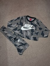 Nike Tracksuit Womens Small